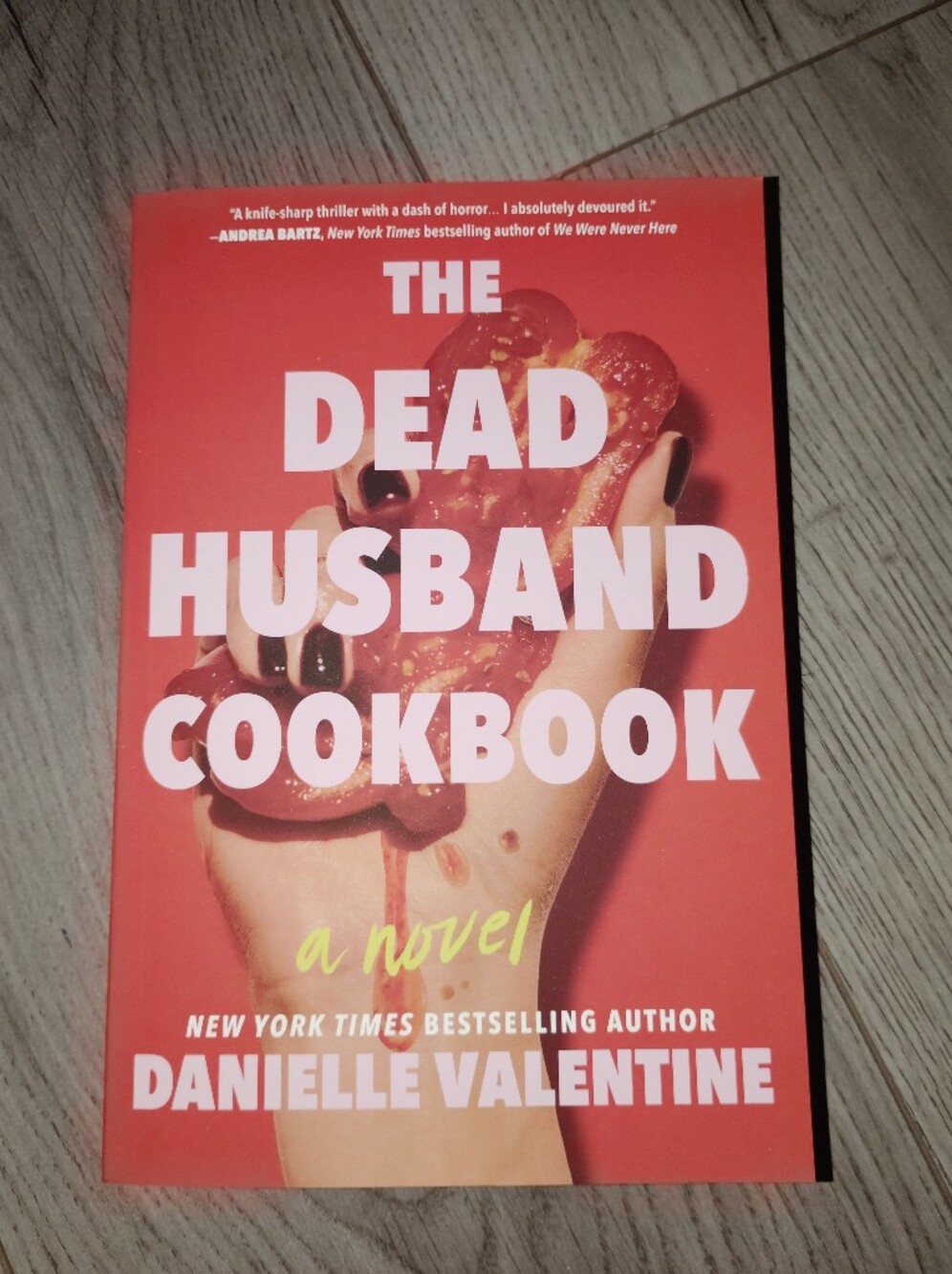 Adult Paperback Fiction Thriller Danielle Valentine The Dead Husband Cookbook